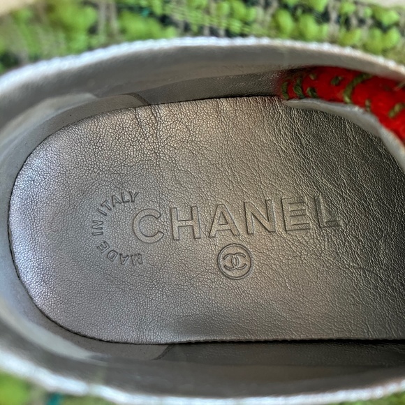 Chanel Multicolor Boucle Gold Red Sneakers US 9.5 / EU 40 - Picture 5 of 6